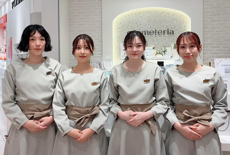 コスメテリアゆめタウン高松店のスタッフ写真